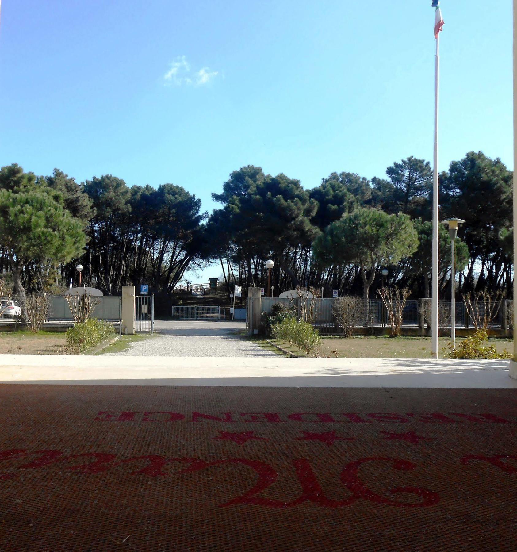 Marina Aparthotel